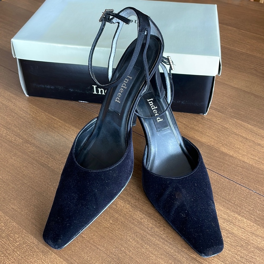 Indeed Black Velvet Heels